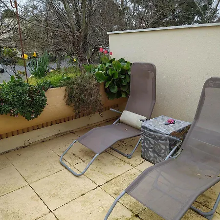 La Terrasse Apartment *